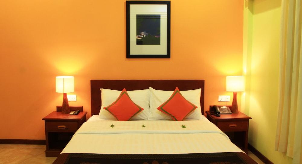 Banyan Leaf Hotel Siem Reap Exterior photo