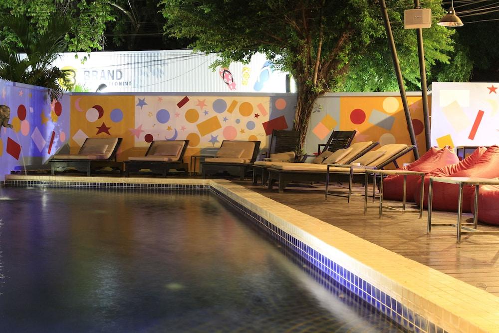 Banyan Leaf Hotel Siem Reap Exterior photo